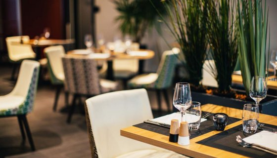 Pia Cafe & Restorant